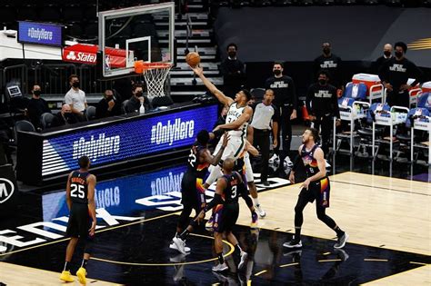What determines home court advantage in the NBA .